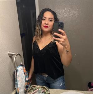 Meet your Posher, Andrea